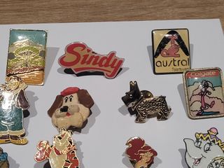 Lote de Pines personajes Disney y otros