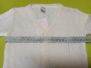 Casaco de malha branco com laços 6 a 12 meses
