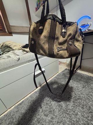 Bolso Guess Beige y Marrón