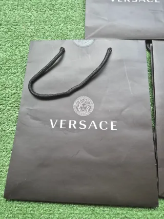 Borse nere di Versace