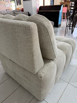Sofá cama individual de tela beige