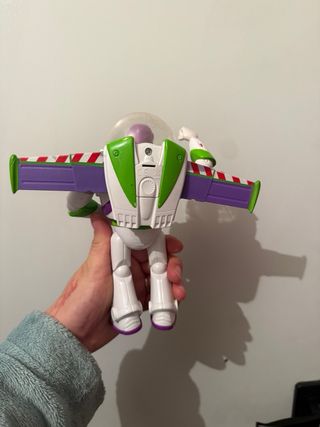 Buzz Lightyear Muñeco y Cuadro Toy Story 3