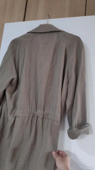 Gabardina Zara Talla XS Verde Oliva