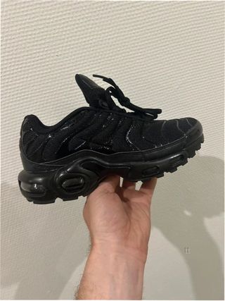 Nike Air Max Plus Triple Negro Talla 38