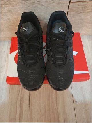 Nike Air Max Plus Triple Negro Talla 38