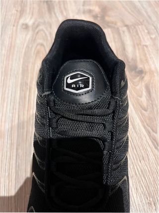 Nike Air Max Plus TN Triple Black 37.5