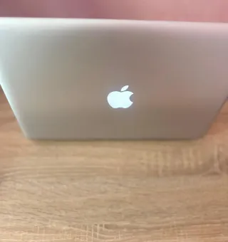 MacBook Pro 13” (2012) – Ottime condizioni e potenziato