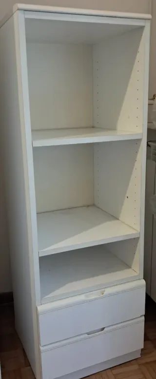 Mobiletto bianco con cassetti