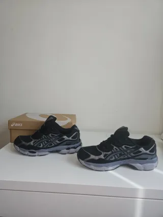 Asics Gel NYC Negro/Gris