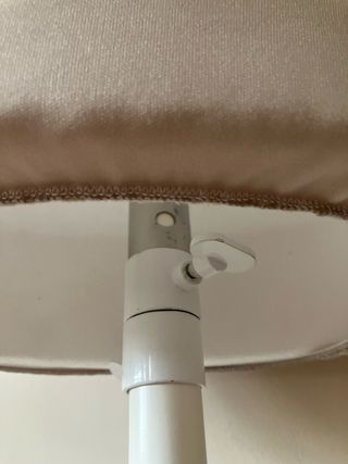 Maniquí de mujer con base y funda