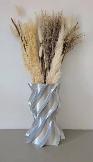 Vaso moderno stampa 3D design ondulato
