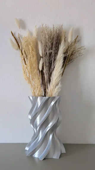 Vaso moderno stampa 3D design ondulato