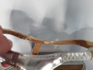 Sandalias tacón plateadas talla 40.