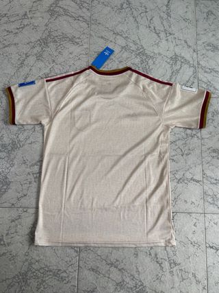 Camiseta nueva sin estrenar