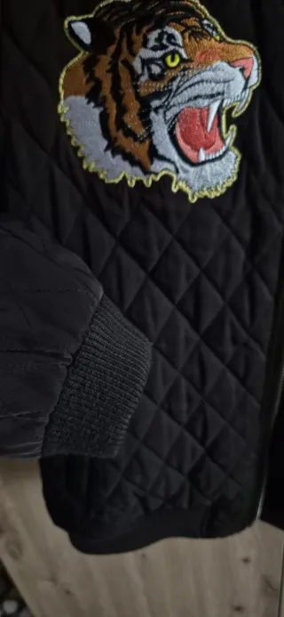 Chaqueta Bomber Suite Blanco Tigre Talla S