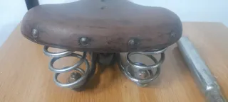 Sillín de bicicleta ESBELTA clásico