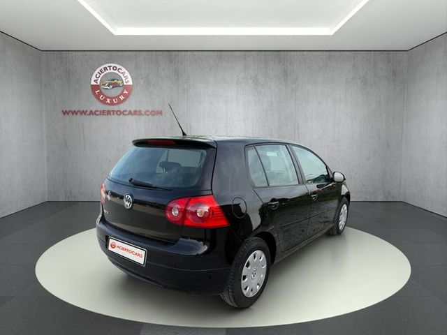 Volkswagen Golf Advance (2007)
