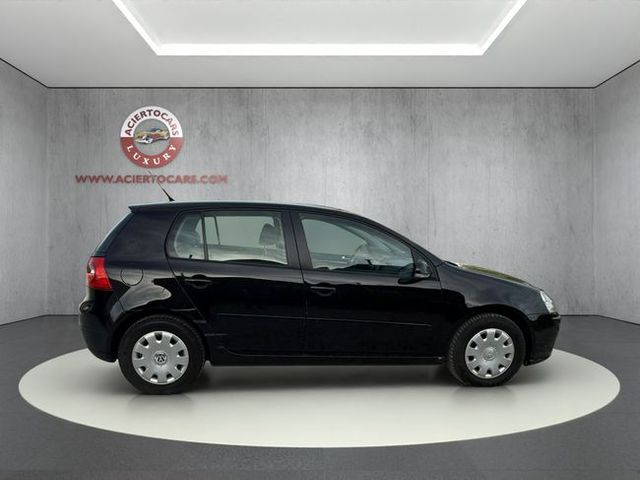 Volkswagen Golf Advance (2007)
