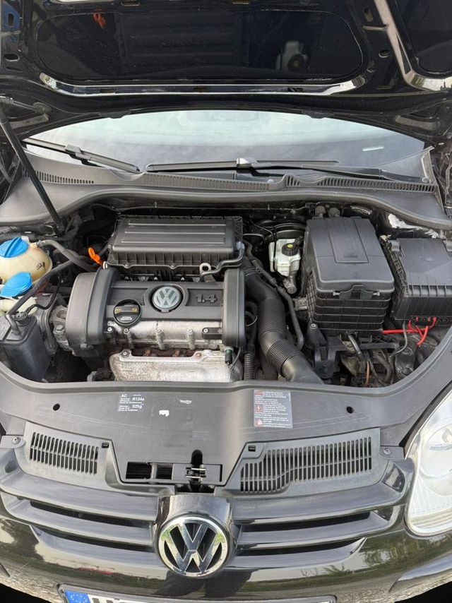 Volkswagen Golf Advance (2007)