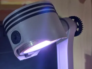 Lámpara LED Diseño Mecánico Multicolor