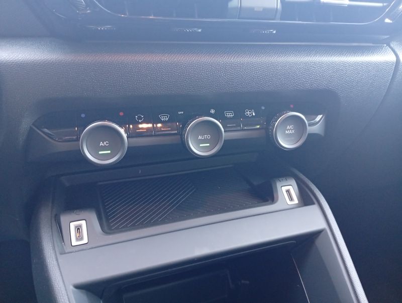 Citroën C4 2025, foto 8