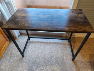 Mesa de escritorio madera y metal