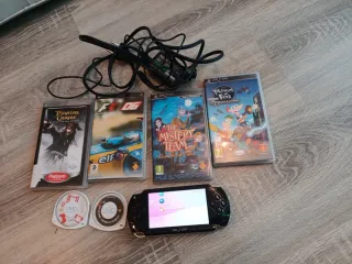 Pack PSP 1000 Negra + God of War + Juegos y extras