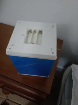 Caja Fuerte Infantil con Teclado no tiene la tapa