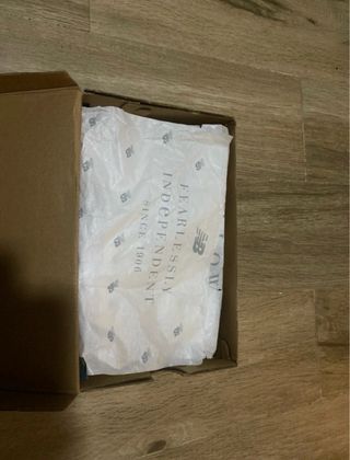 Zapatillas New Balance 740 Plata y Blancas