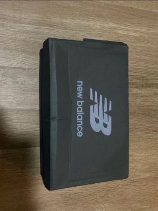 Zapatillas New Balance 740 Plata y Blancas