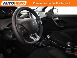 Peugeot 2008 1.2 PureTech Signature
