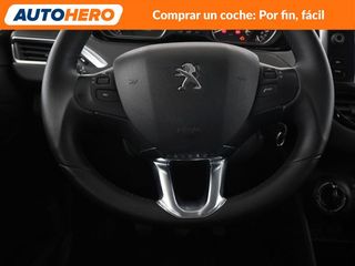 Peugeot 2008 1.2 PureTech Signature