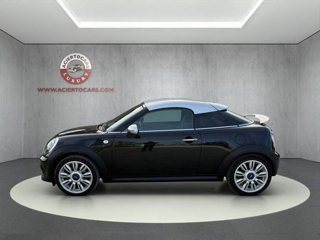 MINI Cooper Brick Lane (2012)
