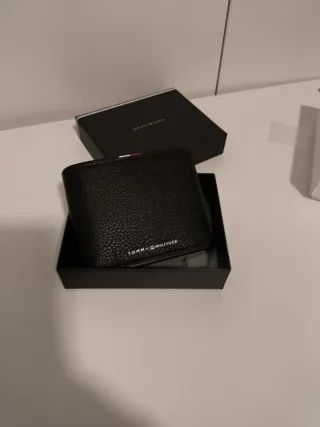 Portafoglio uomo Tommy Hilfiger nero