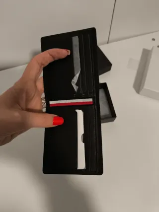 Portafoglio uomo Tommy Hilfiger nero