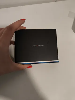 Portafoglio uomo Tommy Hilfiger nero