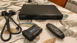 Reproductor DVD Samsung E360/ZF y accesorios