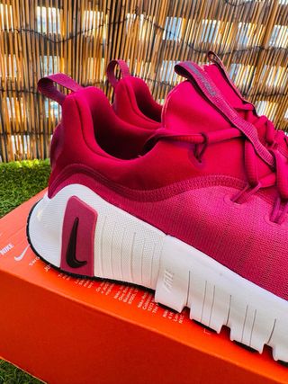 Nike Free Metcon 6 talla 41 *NUEVAS A ESTRENAR*