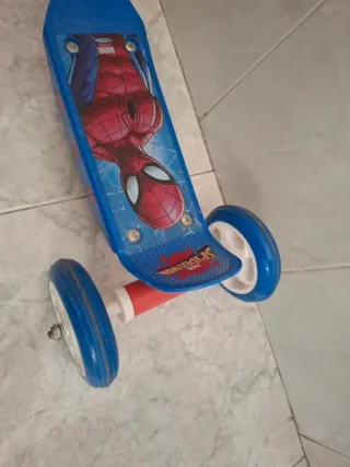 Regalo Patinete 3 Ruedas si compras cargador 2USB