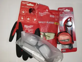 Kit Milwaukee: Guantes, Cutter, Gafas y Flexómetro