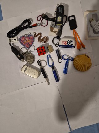 Lote Llaveros: Cubos Mágicos, Usb, espejo y Linter