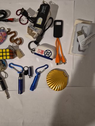 Lote Llaveros: Cubos Mágicos, Usb, espejo y Linter