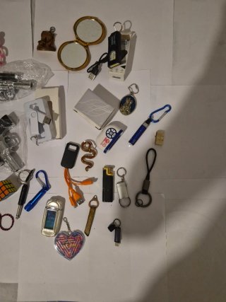 Lote Llaveros: Cubos Mágicos, Usb, espejo y Linter