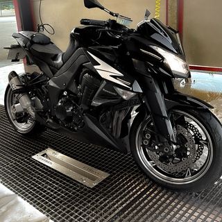 Kawasaki Z1000 2011 Negra