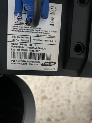 2 Monitores Samsung y Sony