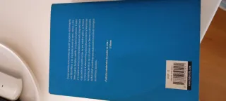 Libro los pilares de la tierra de ken follet
