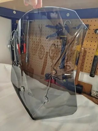 Cúpula Givi Yamaha Gris ahumada sport touring