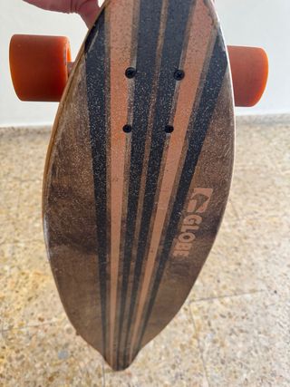 Longboard Globe estilo Pinner como nuevo