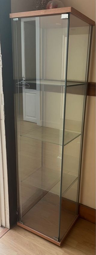 2 Vitrinas de Cristal y Madera