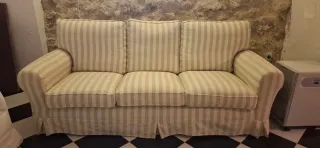 Sofá de 3 plazas a rayas beige